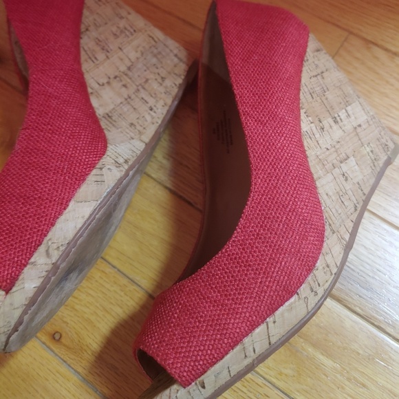 Wedges - Picture 2 of 4